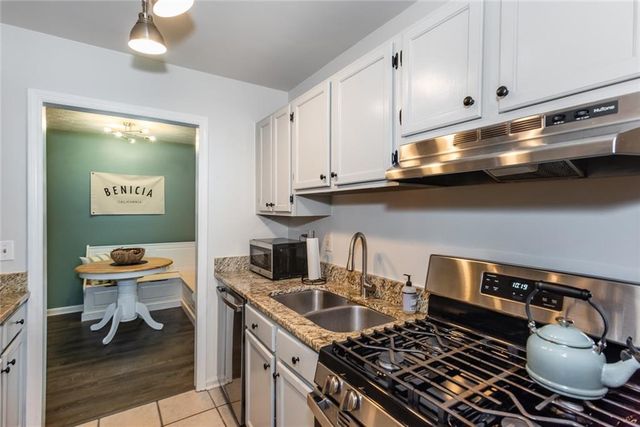 4552 Vinings Central Trace SE 63, Atlanta, GA 30339