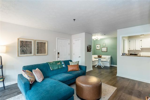 4552 Vinings Central Trace SE 63, Atlanta, GA 30339