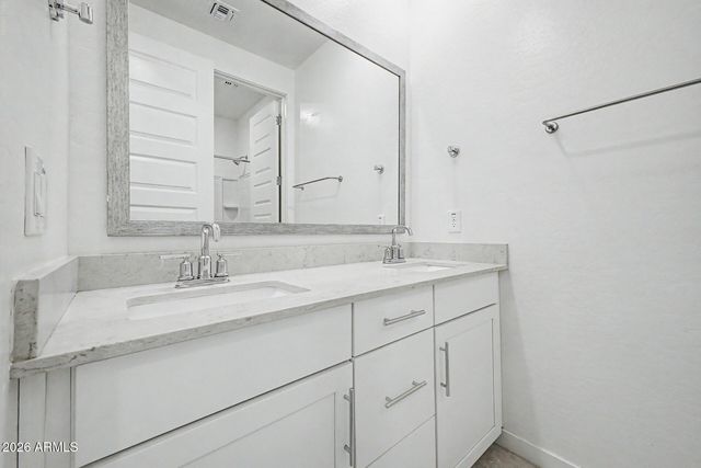 939 E DANBURY Drive, Phoenix, AZ 85022