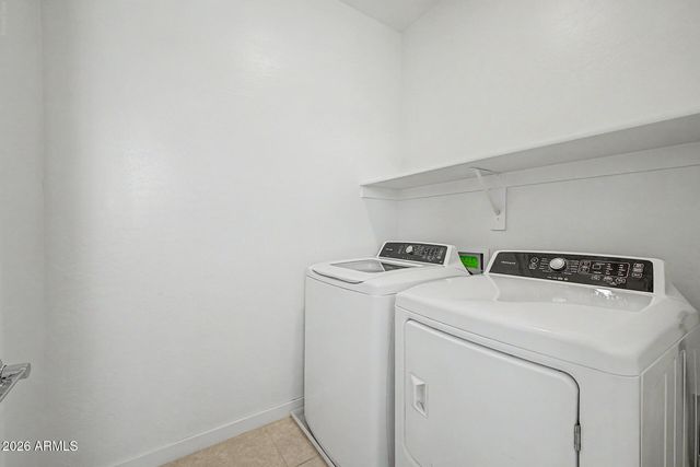 939 E DANBURY Drive, Phoenix, AZ 85022