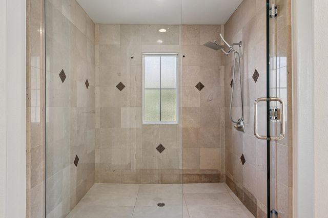 6194 6194 Mazuela Dr, Oakland, CA 94611