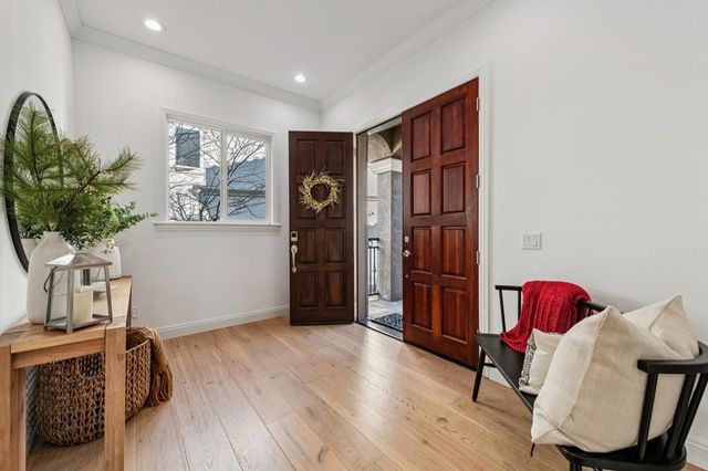 6194 6194 Mazuela Dr, Oakland, CA 94611