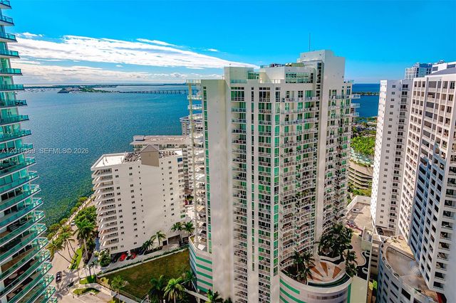 1300 Brickell Bay Dr 2808, Miami, FL 33131