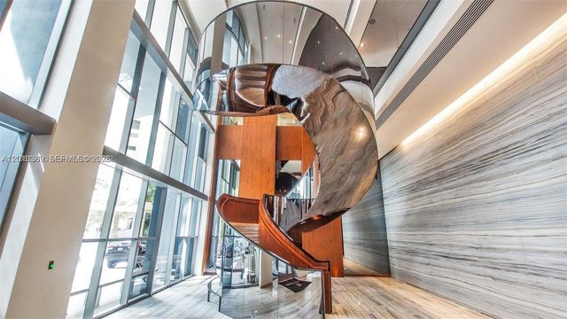 1300 Brickell Bay Dr 2808, Miami, FL 33131