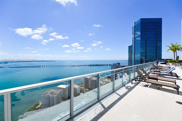 1300 Brickell Bay Dr 2808, Miami, FL 33131