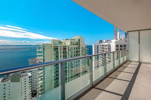 1300 Brickell Bay Dr 2808, Miami, FL 33131