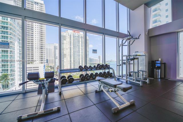 1300 Brickell Bay Dr 2808, Miami, FL 33131