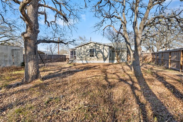 1014 Suncrest Street, Bryan, TX 77803