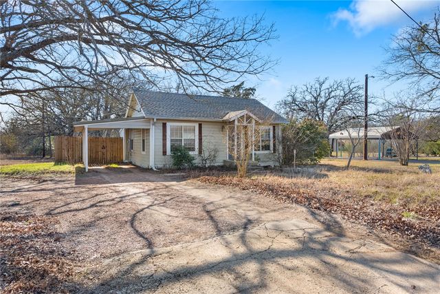 1014 Suncrest Street, Bryan, TX 77803