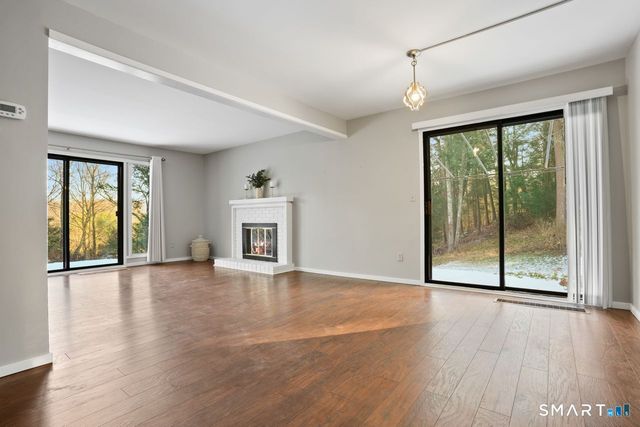 331 Heritage Village E, Southbury, CT 06488