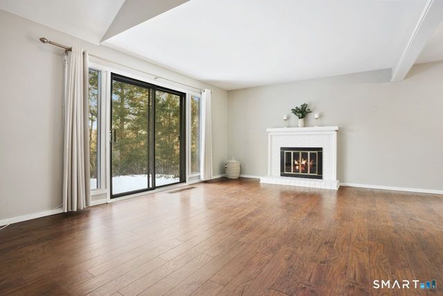 331 Heritage Village E, Southbury, CT 06488