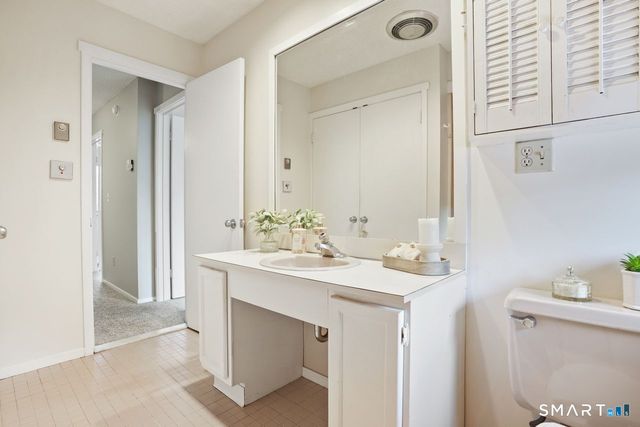 331 Heritage Village E, Southbury, CT 06488