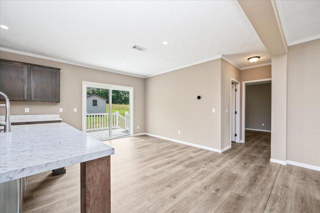 1720 Anna Maria Ln, Cookeville, TN 38501