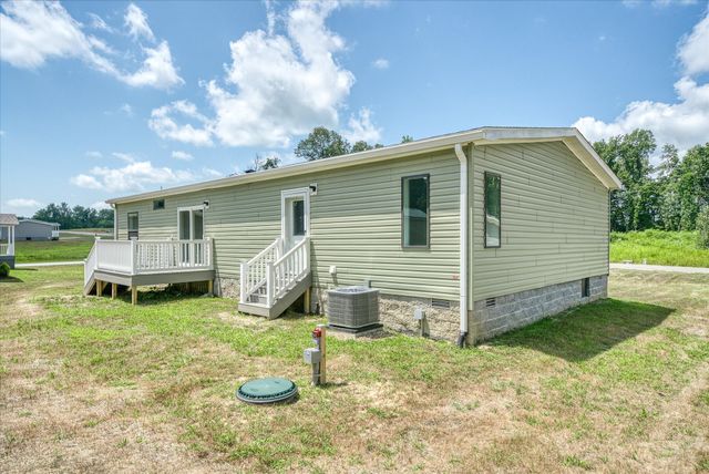 1720 Anna Maria Ln, Cookeville, TN 38501