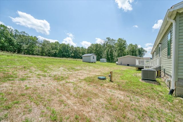 1720 Anna Maria Ln, Cookeville, TN 38501