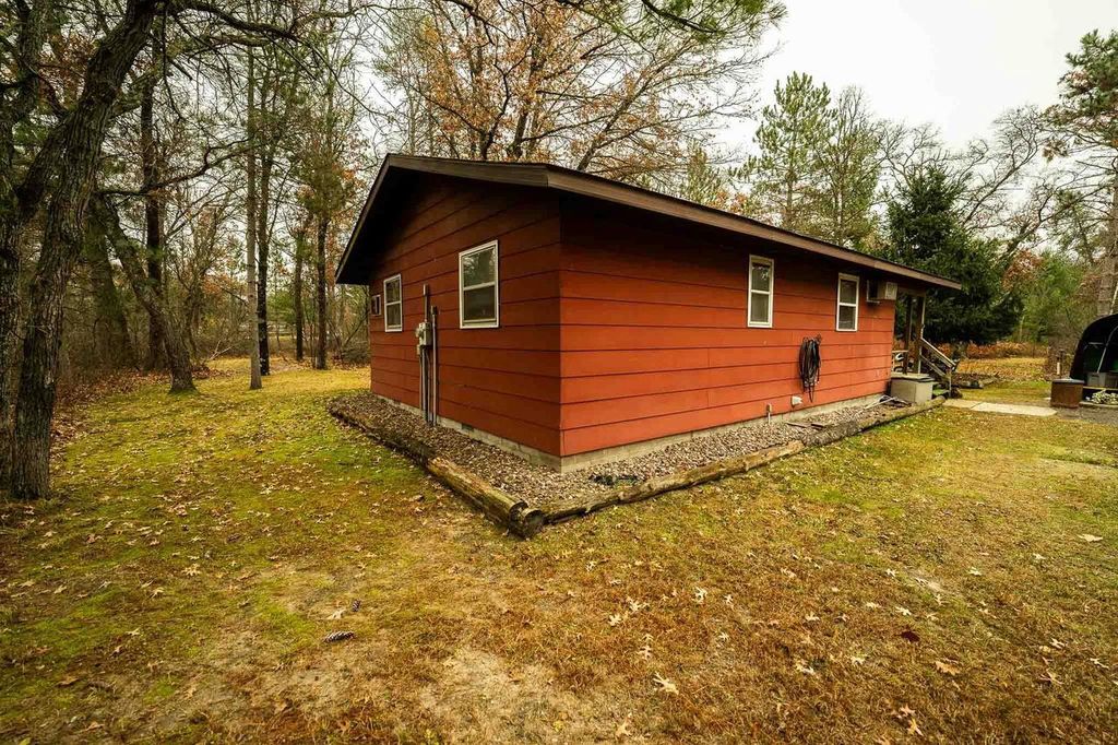 N6814 Eddy Road, Black River Falls, WI 54615