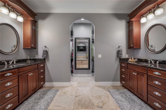 4311 W BARCELONA STREET, Tampa, FL 33629