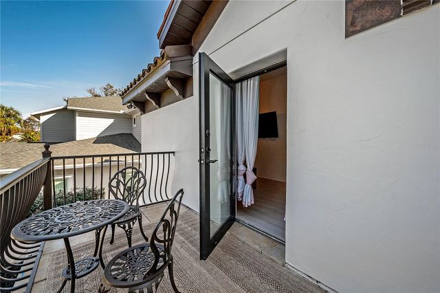 4311 W BARCELONA STREET, Tampa, FL 33629