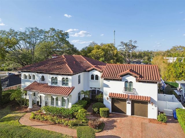 4311 W BARCELONA STREET, Tampa, FL 33629