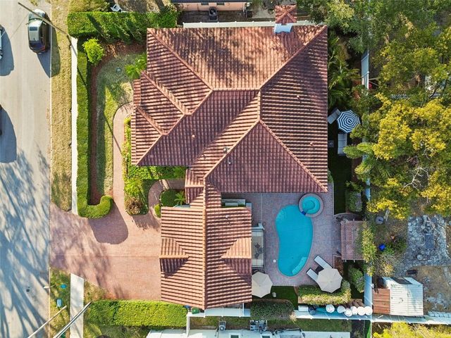 4311 W BARCELONA STREET, Tampa, FL 33629