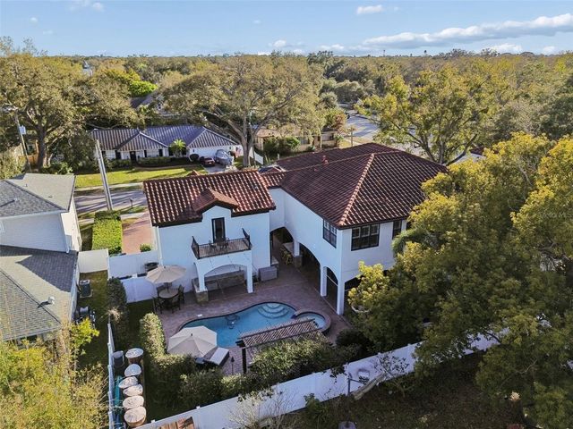 4311 W BARCELONA STREET, Tampa, FL 33629