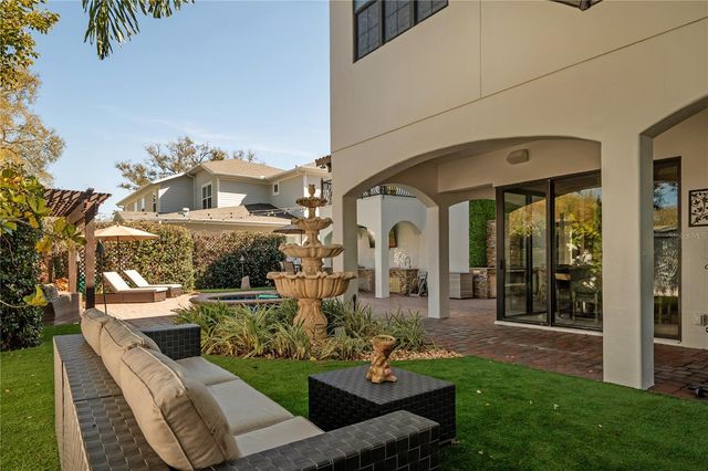 4311 W BARCELONA STREET, Tampa, FL 33629