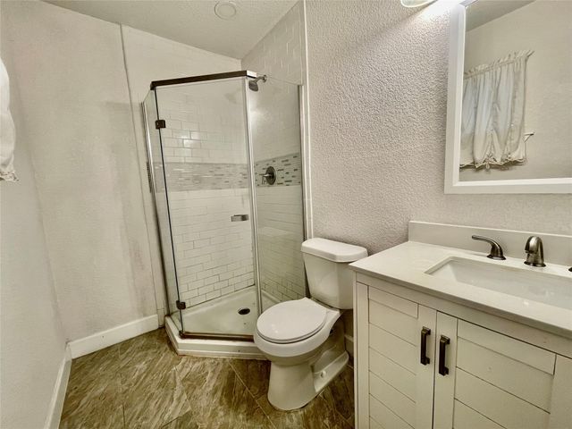 244 Caladium Street, Lake Jackson, TX 77566