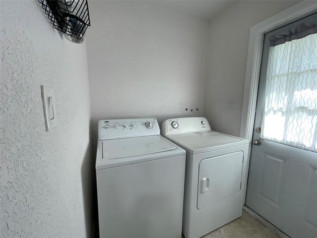 244 Caladium Street, Lake Jackson, TX 77566