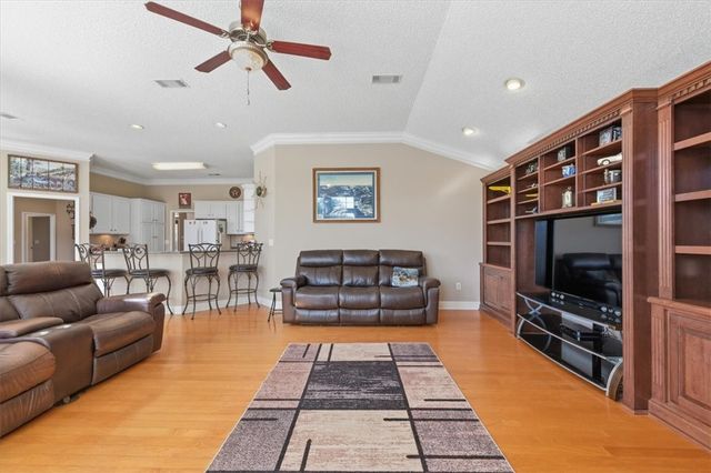 716 Stonewall Jackson Place, Waycross, GA 31503