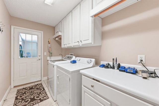 716 Stonewall Jackson Place, Waycross, GA 31503