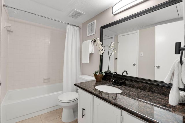 14777 Wunderlich Drive 2302, Houston, TX 77069