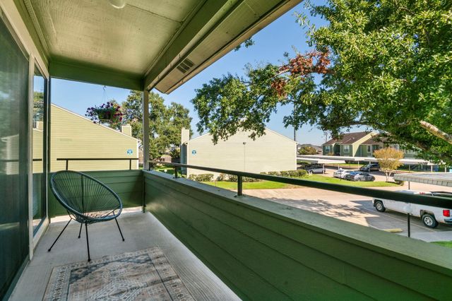 14777 Wunderlich Drive 2302, Houston, TX 77069