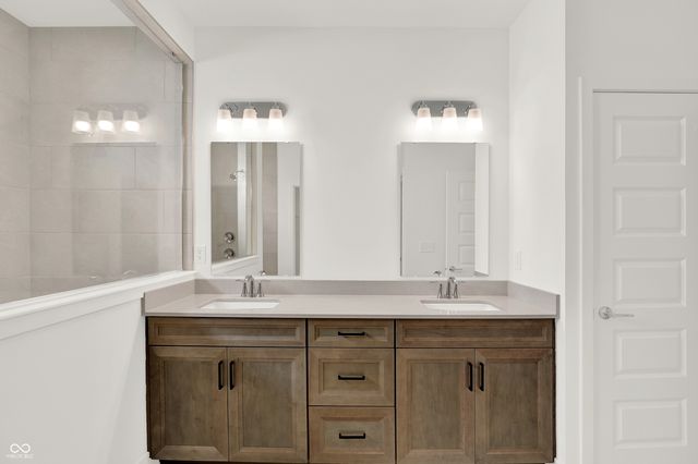 5126 Nettleton Way, Avon, IN 46123