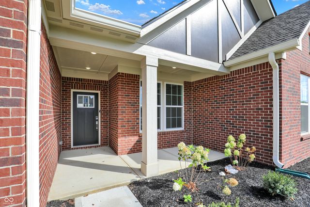 5126 Nettleton Way, Avon, IN 46123