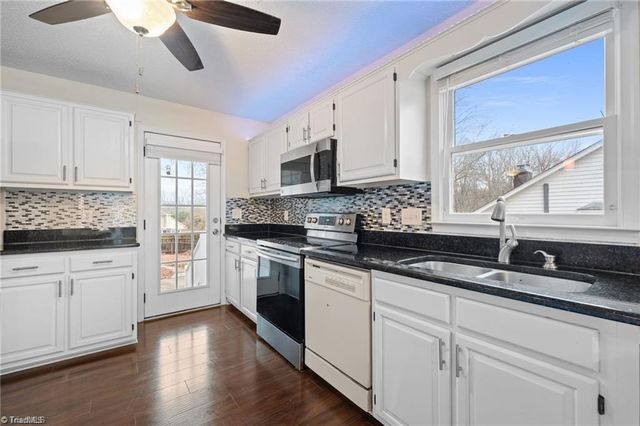 6721 River Hills Drive, Greensboro, NC 27410