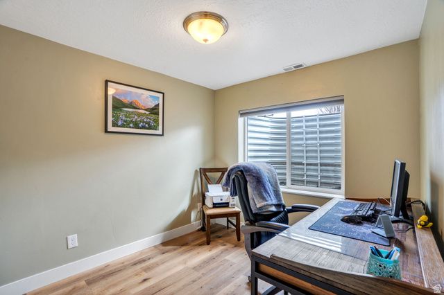 7877 N BUR OAK DR, Eagle Mountain, UT 84005