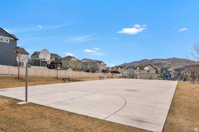 7877 N BUR OAK DR, Eagle Mountain, UT 84005