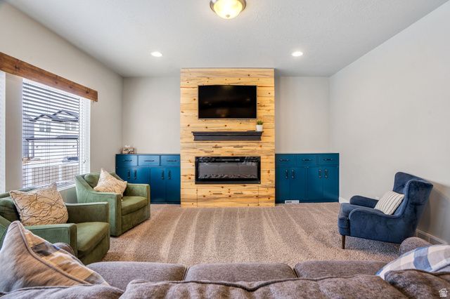 7877 N BUR OAK DR, Eagle Mountain, UT 84005