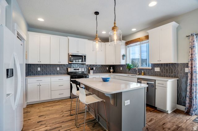 7877 N BUR OAK DR, Eagle Mountain, UT 84005