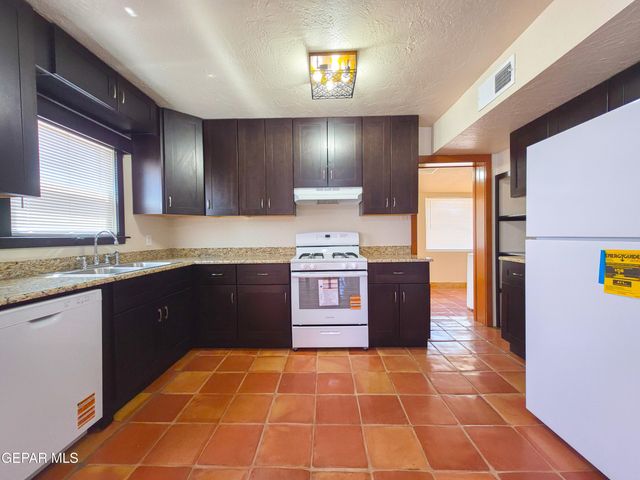 4037 EMORY Road, El Paso, TX 79922