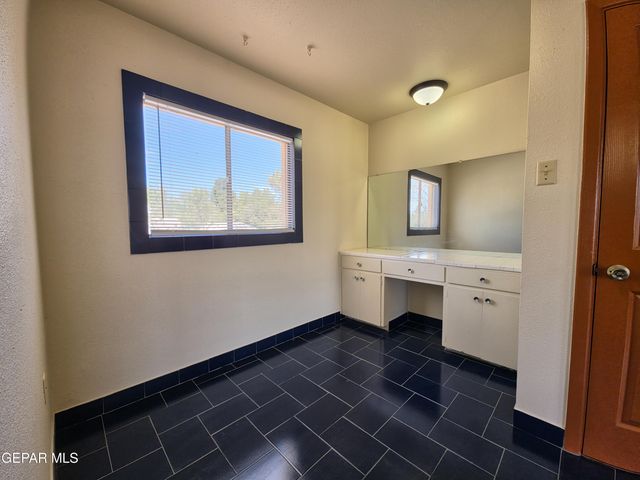 4037 EMORY Road, El Paso, TX 79922