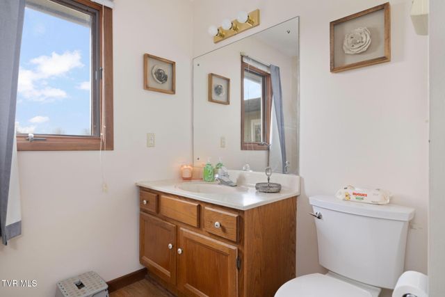 1105 Harmony Road, Jonesborough, TN 37659