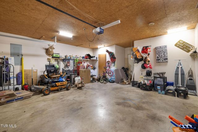 1105 Harmony Road, Jonesborough, TN 37659