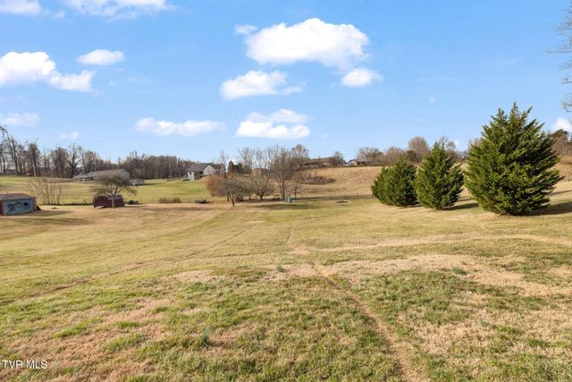 1105 Harmony Road, Jonesborough, TN 37659