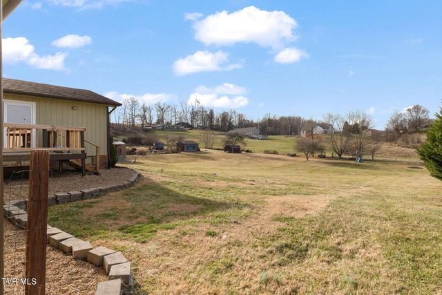 1105 Harmony Road, Jonesborough, TN 37659