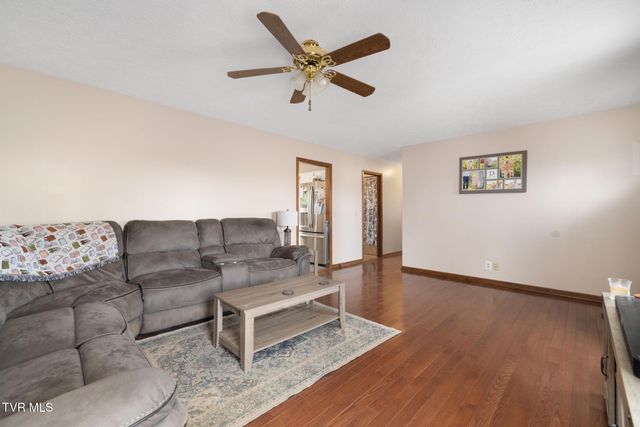 1105 Harmony Road, Jonesborough, TN 37659