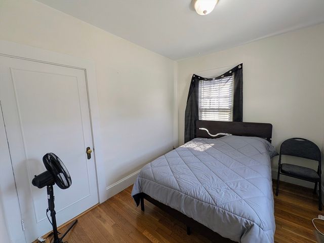 58 Ash St 3, Waltham, MA 02453