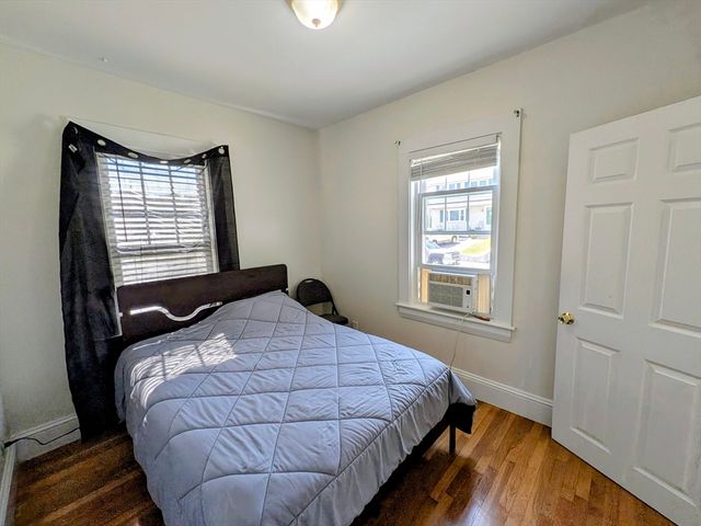 58 Ash St 3, Waltham, MA 02453