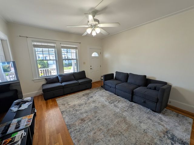 58 Ash St 3, Waltham, MA 02453