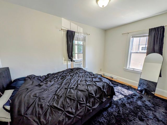 58 Ash St 3, Waltham, MA 02453